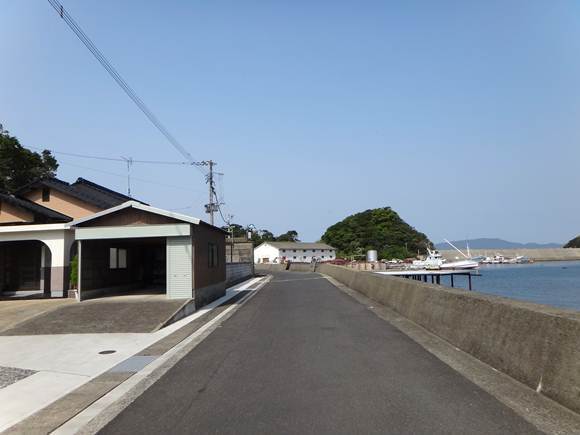 10　アプローチは一番地味なまま.JPG