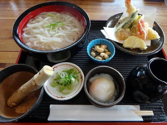 14　ニセコのうどんです.JPG