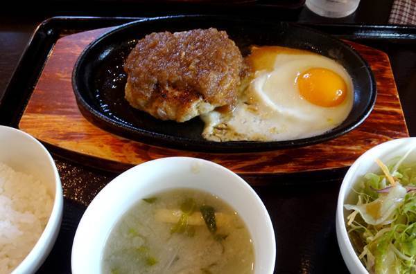 15　ステーキよりハンバーグがすき.JPG