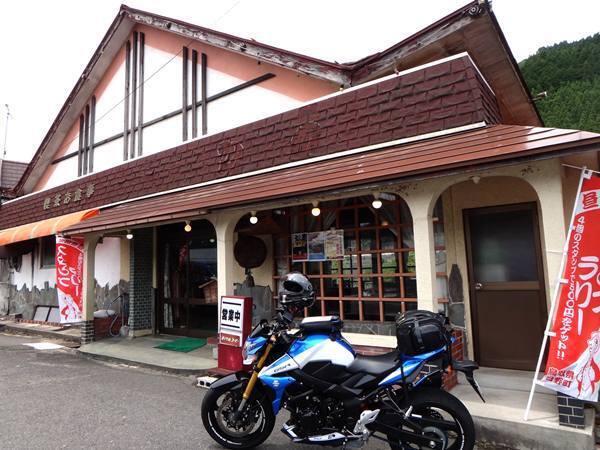 16　飛び込みのドライブイン.JPG