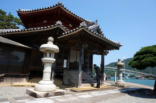 17　中はお地蔵様らしい.JPG
