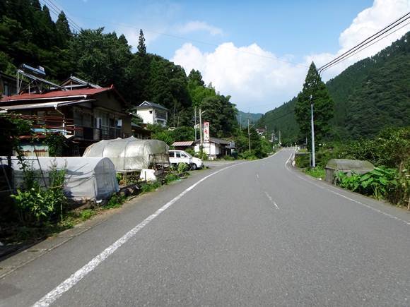 19　上津江の集落.JPG