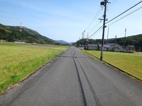1　バイパスの車と勝負.JPG