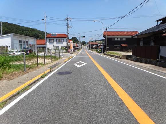 20　石見地方の道はずっとこんな感じ.JPG