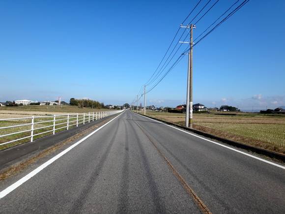 22　ずっとこんな道.JPG