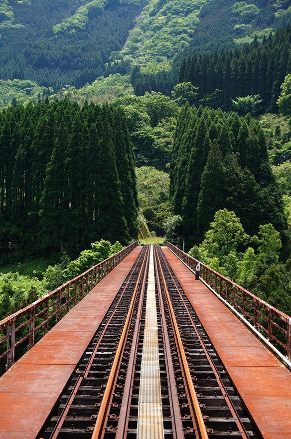 22　鉄橋の先で行き止まり.JPG