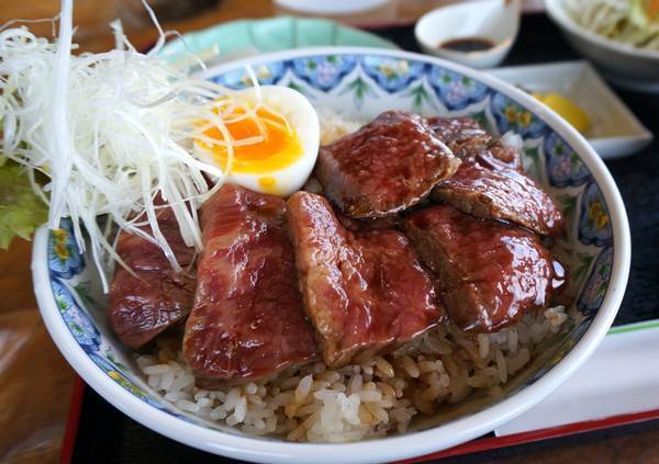 25　スーパー倍倶丼.JPG
