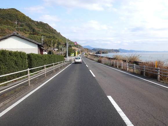 25　大村湾の道.JPG