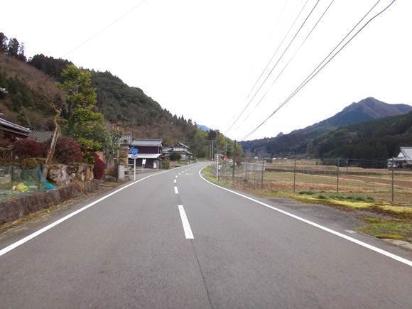 5　道が広いのは最初だけ.JPG