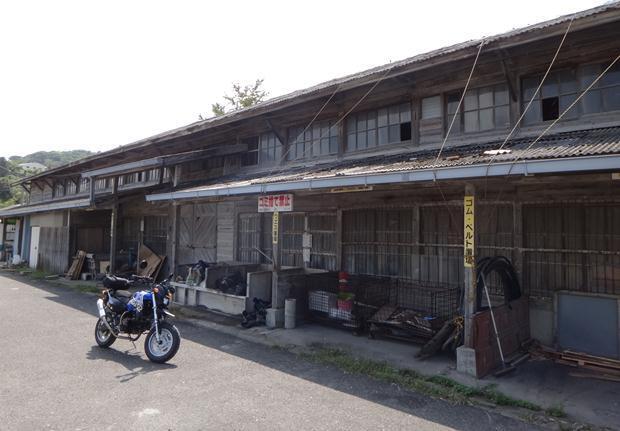 8　唯一残る建物.JPG