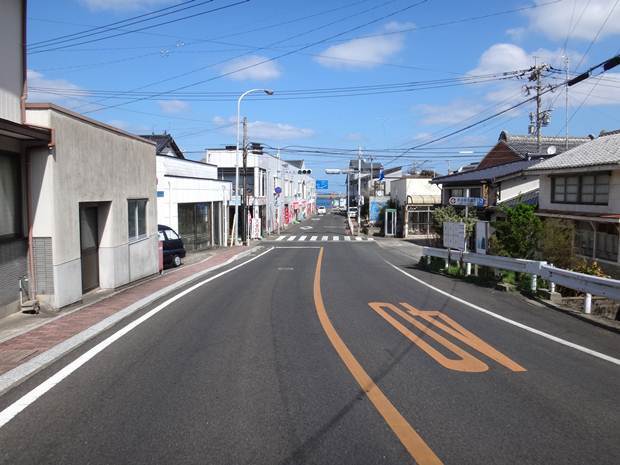 9　勝本の街の中.JPG