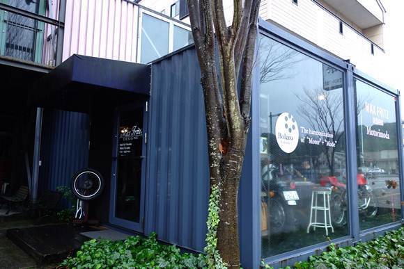 小さいお店.JPG